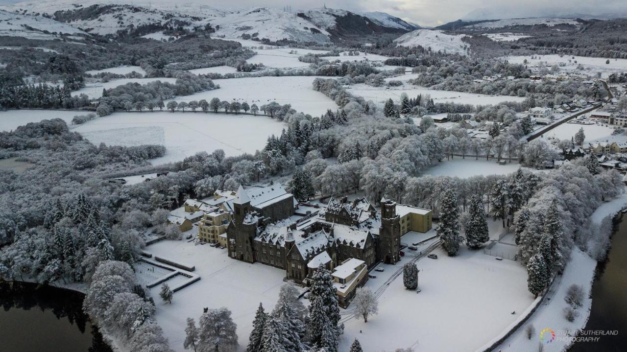 Old School Apartments Highland Club Fort Augustus Esterno foto