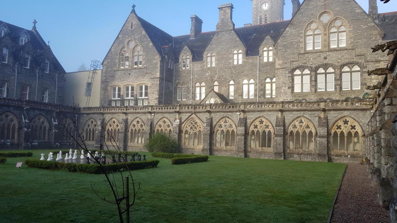 Old School Apartments Highland Club Fort Augustus Esterno foto