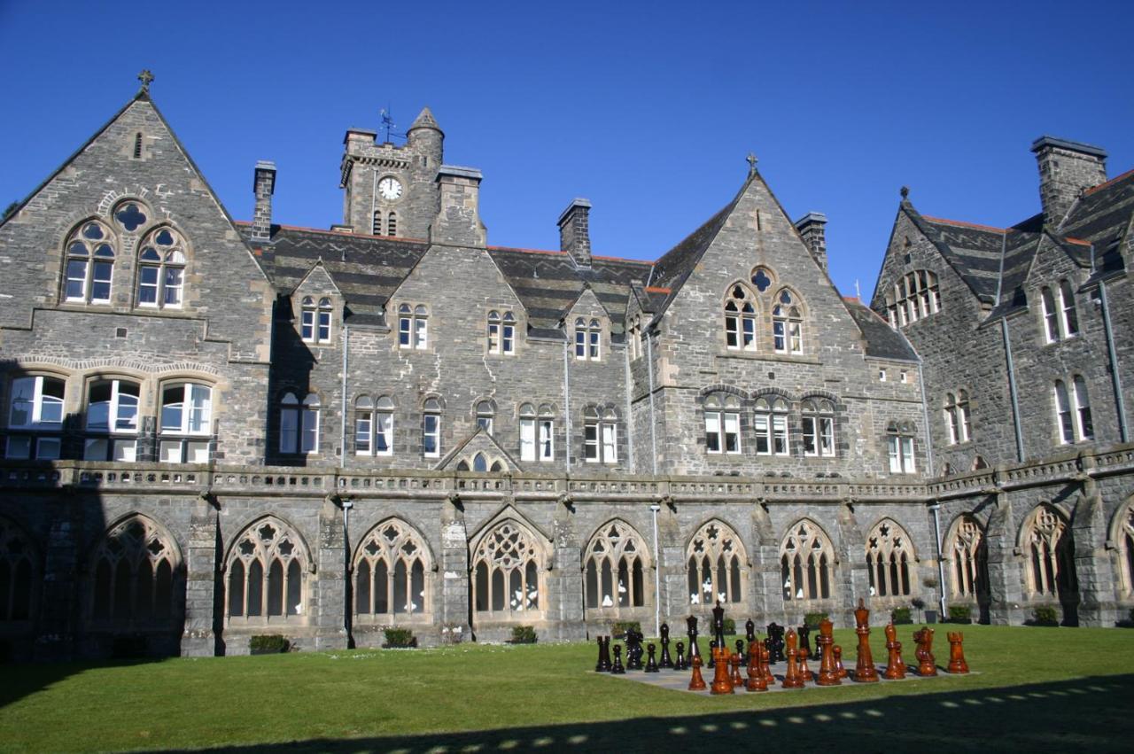 Old School Apartments Highland Club Fort Augustus Esterno foto