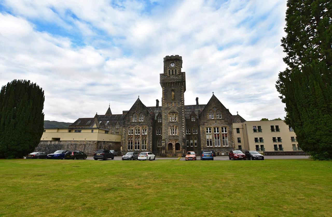 Old School Apartments Highland Club Fort Augustus Esterno foto
